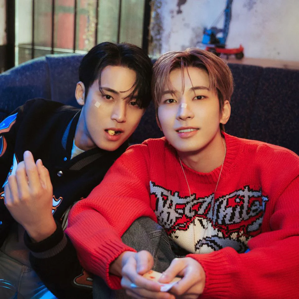 WONWOO & MINGYU (SEVENTEEN) - DICON (ISSUE N°26 WINTER 2025)